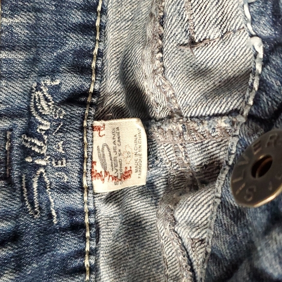 Silver Jeans - Picture 3 of 4
